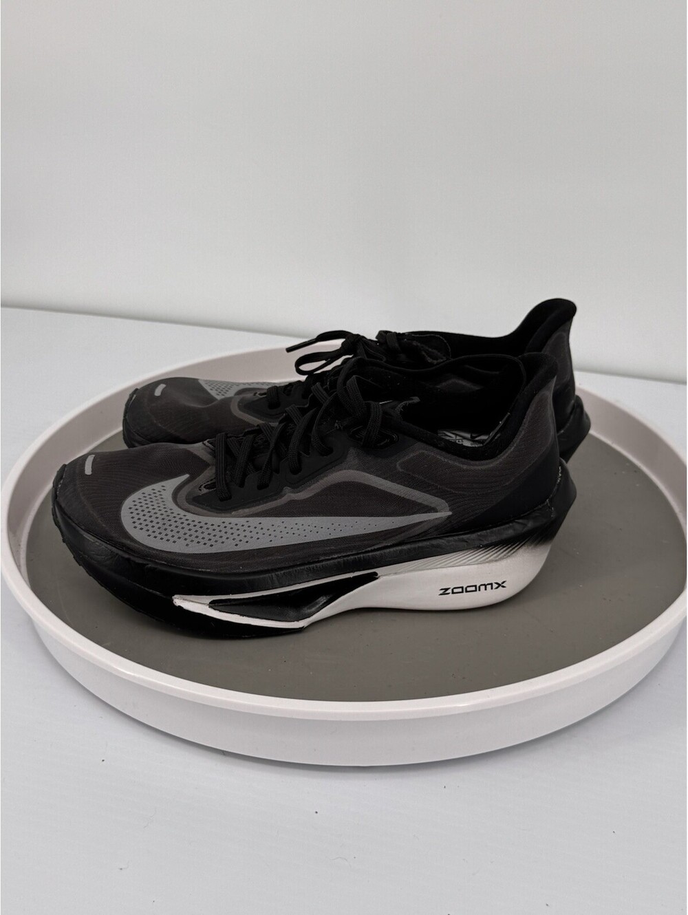 Nike Zoom Fly ZoomX Running shoes Womens 7 Mens 5.5 Flyplate Trainer Black/white